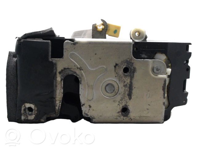 Ford Fiesta Zamek drzwi przednich 