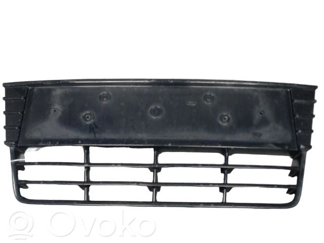 Ford Focus Front bumper lower grill 