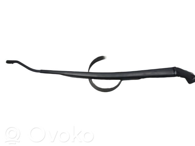 Toyota RAV 4 (XA30) Front wiper blade arm 