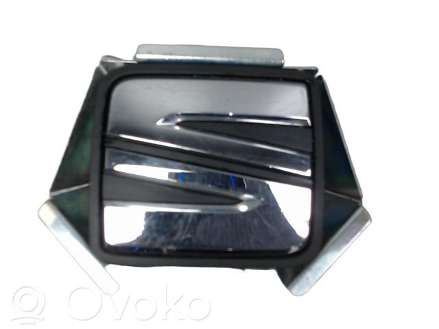 Seat Leon (5F) Siłownik zamka tylnej klapy bagażnika 