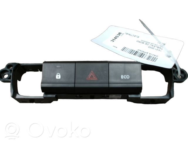 Hazard light switch   252907063R,252907063R