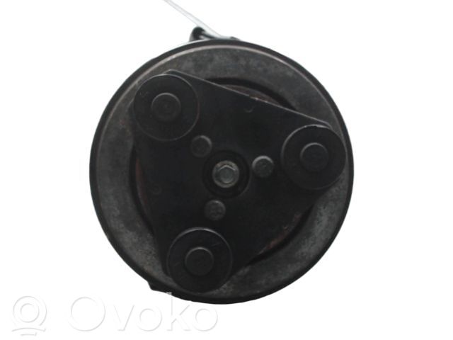 Ford Kuga I Air conditioning (A/C) compressor (pump) 