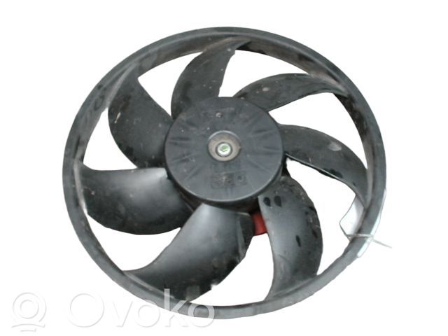 Ford B-MAX Elektrisks radiatoru ventilators 