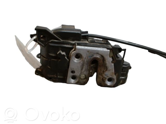Renault Clio III Zamek drzwi tylnych 