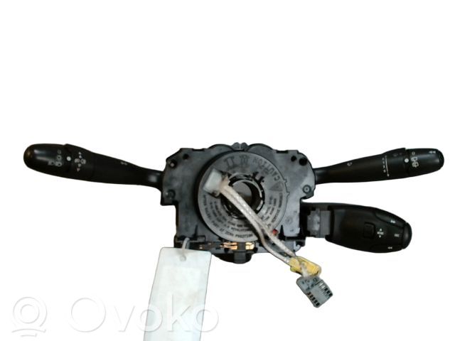 Commodo, commande essuie-glace/phare   98069808XT,6242GC,6242VV,6242X1,70477111,9660144077,9660145477,9664041777,96640417XT,9664045677,9666012077,96660120XT,98069808XT,V22800013