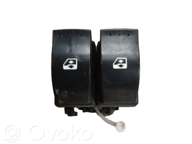 Renault Clio II Electric window control switch 