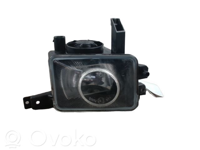 Opel Corsa C Etusumuvalo 
