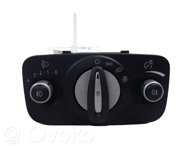 Light switch   1785900,10099373,1785900