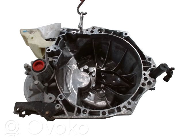 Peugeot 2008 I Cutie viteze manuală cu 6 trepte 