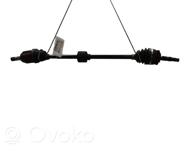 Opel Corsa C Półoś przednia 