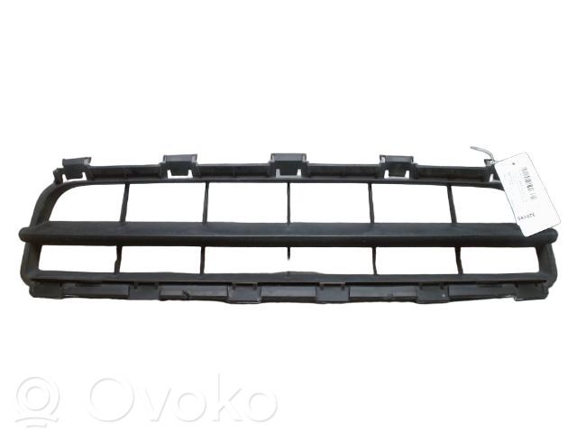 Renault Clio II Front bumper lower grill 