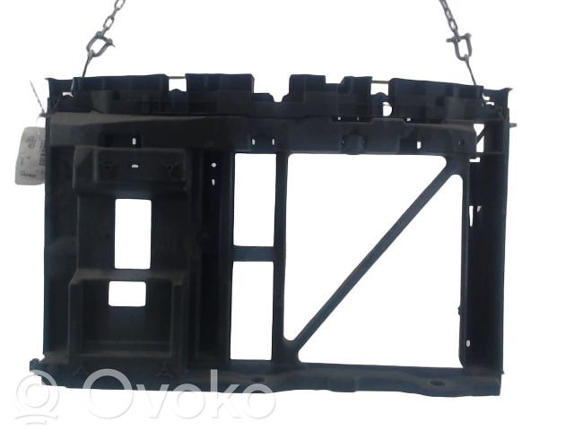 Radiatoru panelis   7104FP,050410,06071060,06073558,0925667,10IFR0110124,4005002,7104FP,7104FQ,7104FR,7104P3,7104P3S3,7104S3,7104S5,7104T1,C302901,CI3043210,CI3203220,PG2203220