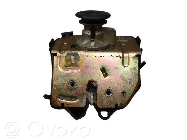 Ford Focus Loading door lock 