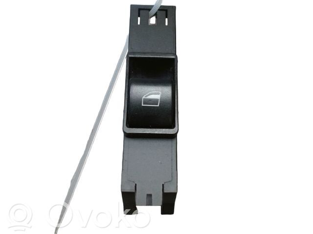Schalter el. Fensterheber   6902176