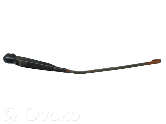 Renault Kangoo I Front wiper blade arm 
