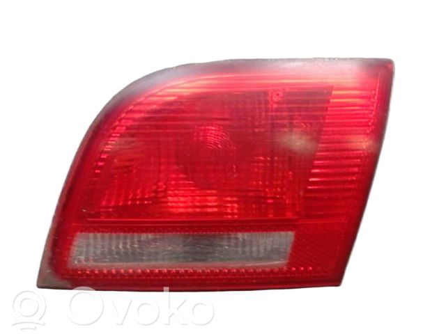 Audi A3 S3 A3 Sportback 8P Lampy tylnej klapy bagażnika 