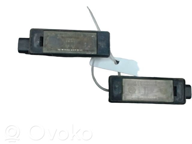 Citroen C3 Lampa oświetlenia tylnej tablicy rejestracyjnej 
