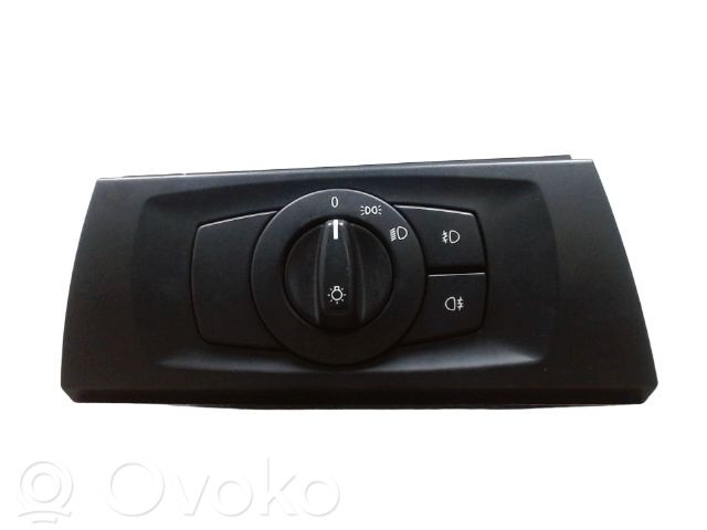 Light switch   61316932796,61316932796,6932798