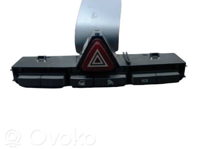 Opel Corsa D Comutator lumini pericol 