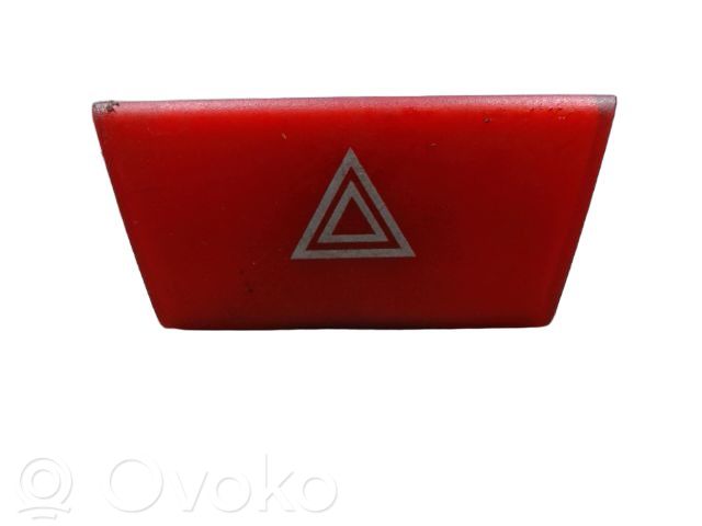 Toyota Aygo AB10 Przycisk świateł awaryjnych 