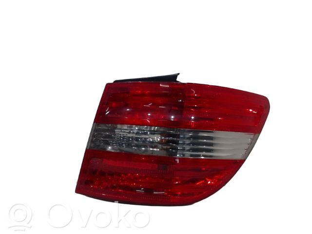 Mercedes-Benz B W245 Lampă spate în caroserie 