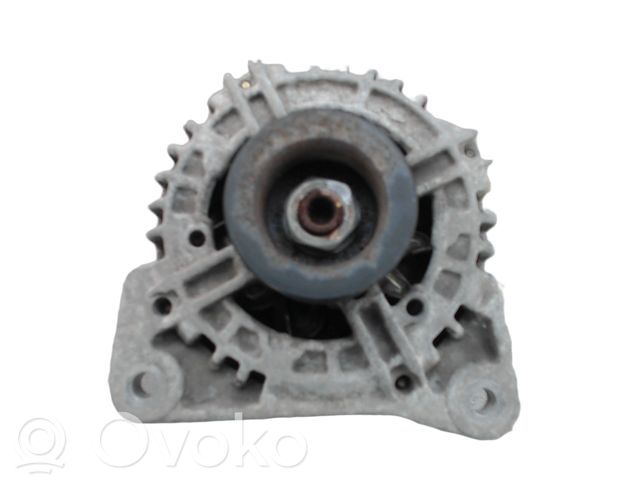 Renault Clio III Generator/alternator 