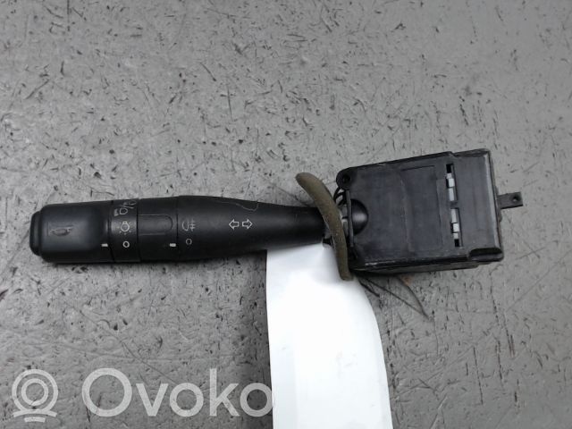 Citroen Saxo Manetă semnalizator 