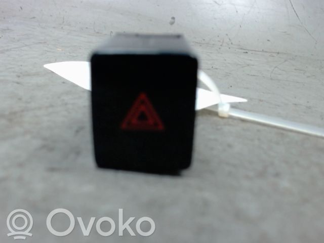 Nissan Note (E12) Botón interruptor de luz de peligro 