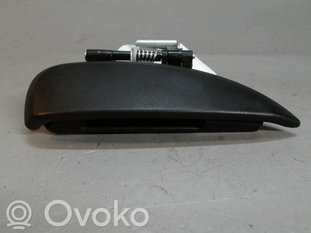 Manecilla externa puerta trasera   826062189R,826062189R,826464866R