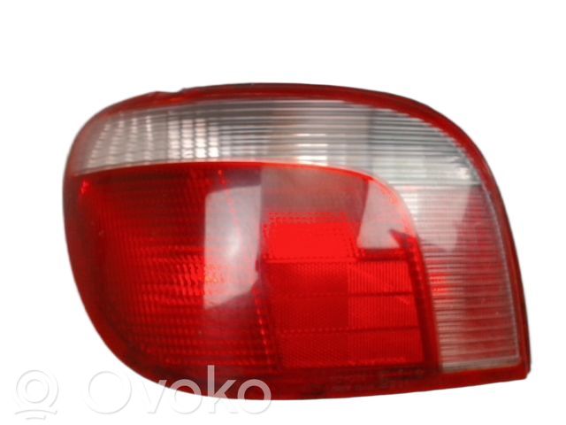 Lampa tylna   8156052130,110272052,21219C7LLDUE,2201268,42415170,42415173,50903507,50903517,52008,5430921,5430931,6605091,81090701,8155052130,8155871,815600D010,8156052020,8156052130,8156052320,815610D070,8156152130,82830090,GP0378,GP0821,R811ALT1T,TY3204054,TY3204154