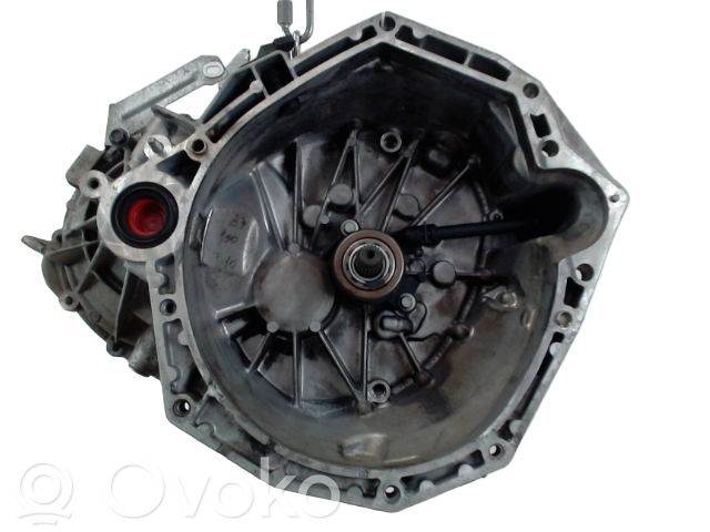 Nissan Juke I F15 Cutie viteze manuală cu 6 trepte 