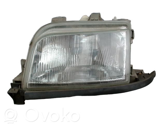 Renault Clio I Lampa przednia 