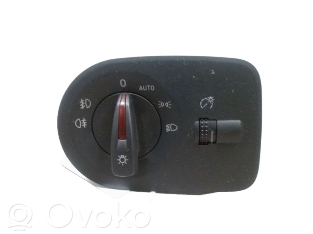 Seat Ibiza IV (6J,6P) Interrupteur d’éclairage