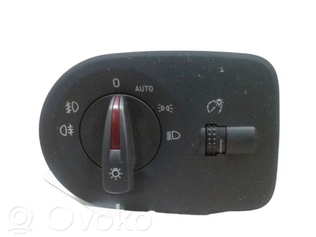 Seat Ibiza IV (6J,6P) Interrupteur d’éclairage 