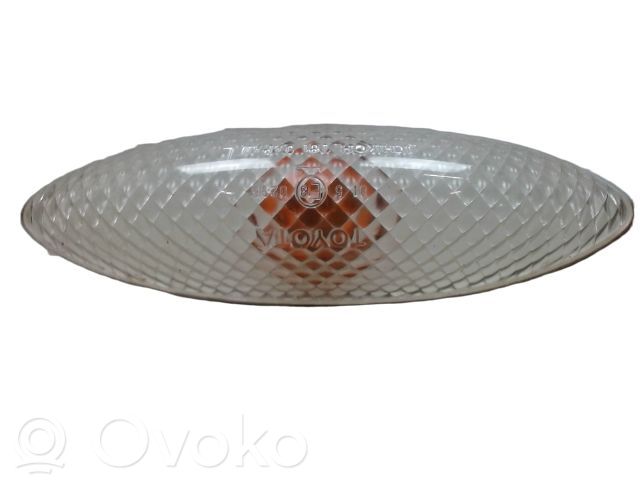 Toyota Yaris Semnalizator bară față 