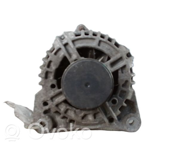 Renault Clio III Generator/alternator 