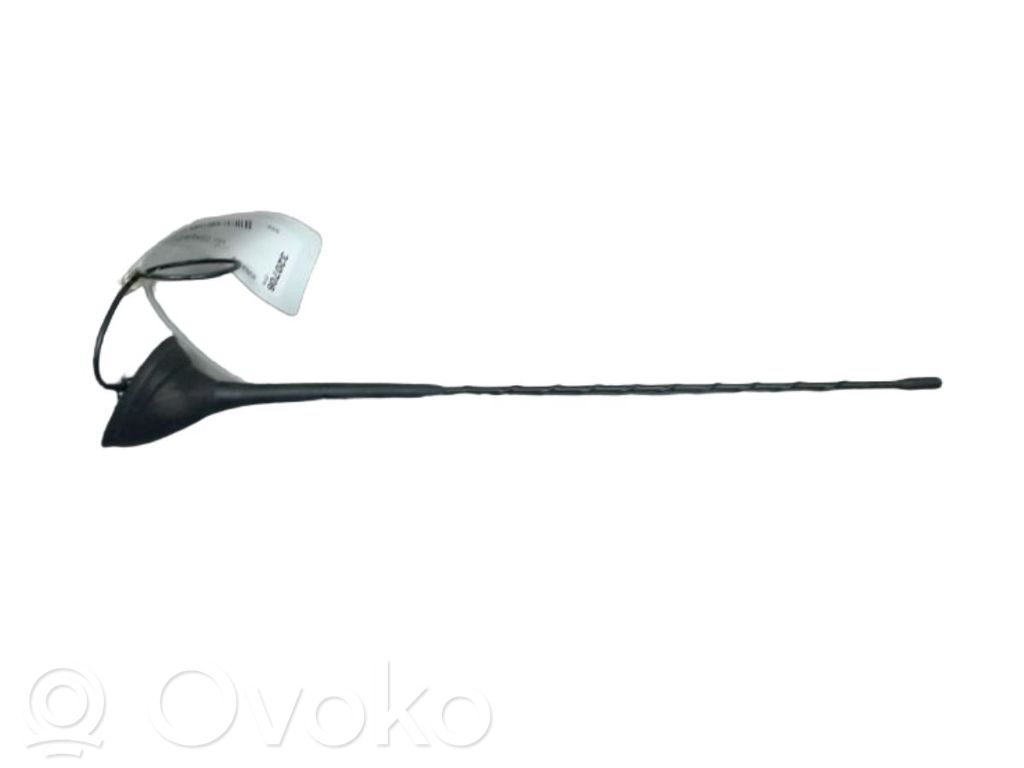 Peugeot 208 I Antena radiowa