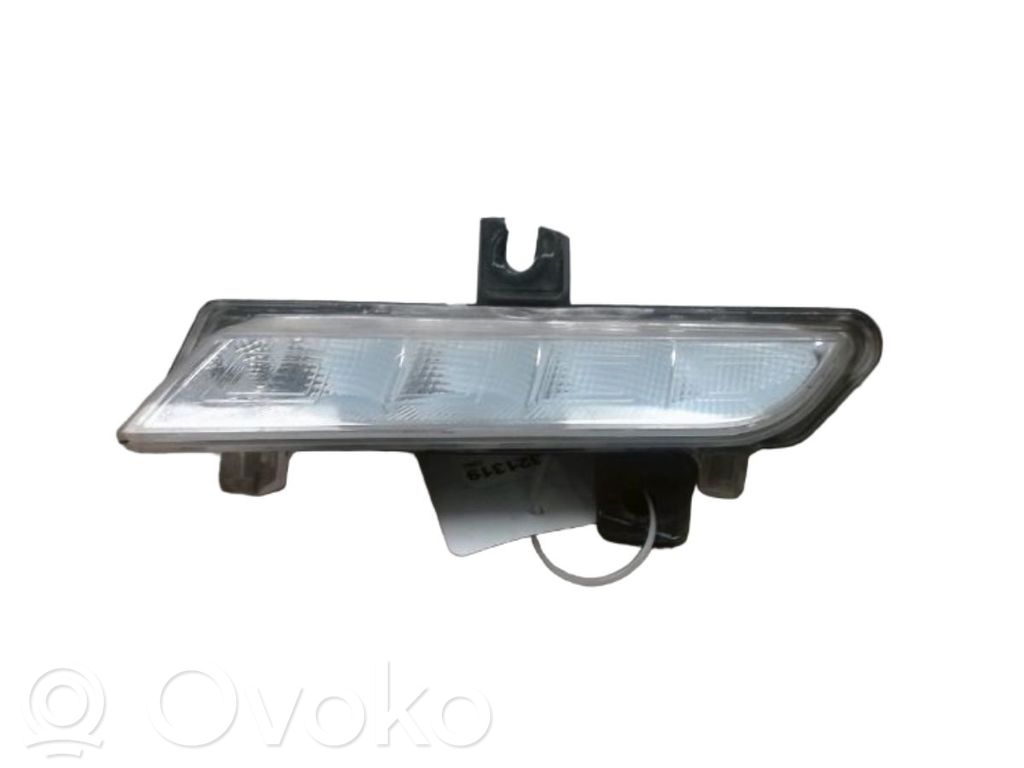 Renault Clio IV Faro diurno con luce led 