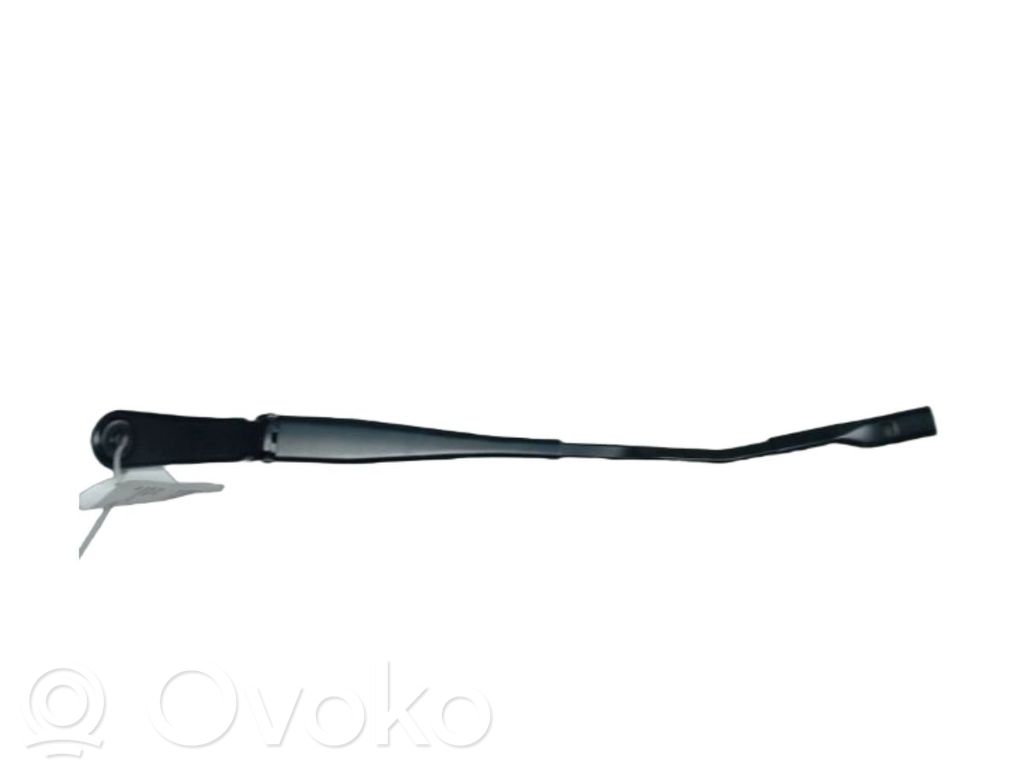 BMW 1 F70 Ramię wycieraczki szyby przedniej / czołowej 