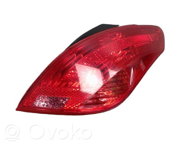 Peugeot 308 Lampă spate în caroserie 