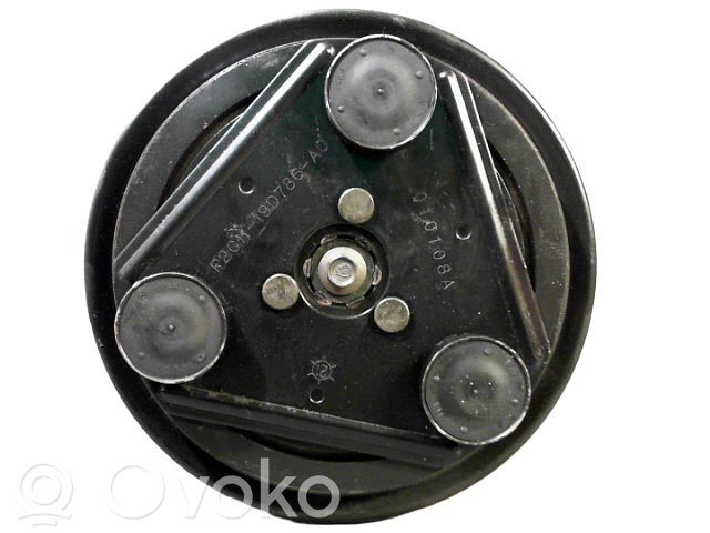 Ford Fiesta Compresor (pompă) aer condiționat (A/C) 