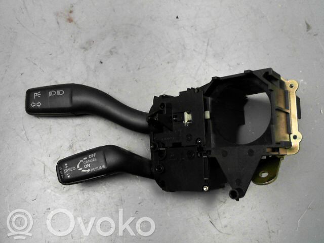 Indicator stalk   4E0953513K4PK,4E0953513K4PK,4E0953521,52096010