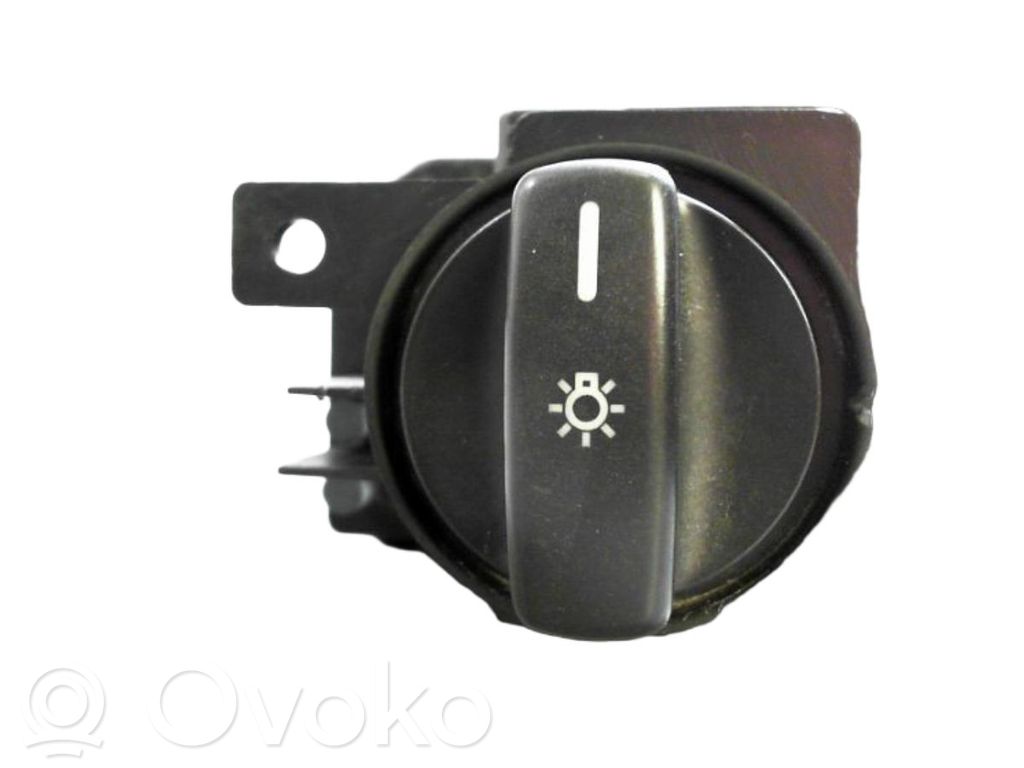 Mercedes-Benz A W169 Interruptor de luz