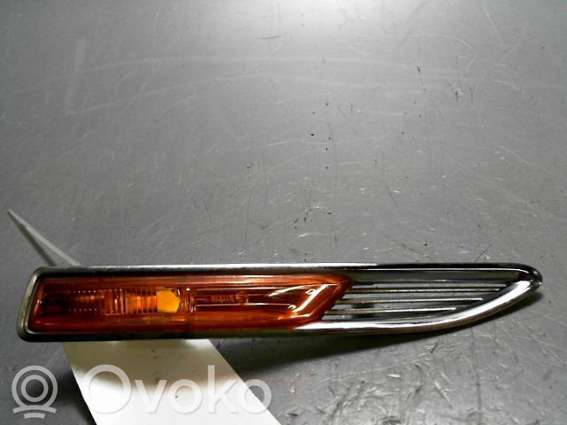 Ford Mondeo MK IV Seitenblinker 