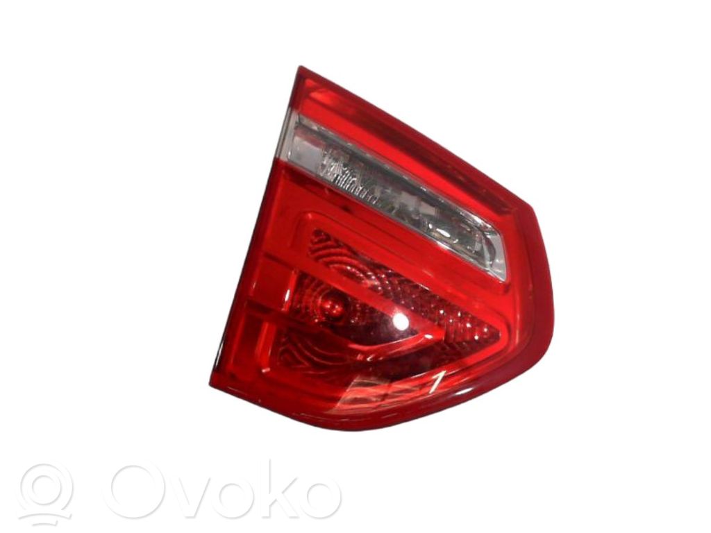 Citroen C4 I Picasso Luci posteriori del portellone del bagagliaio