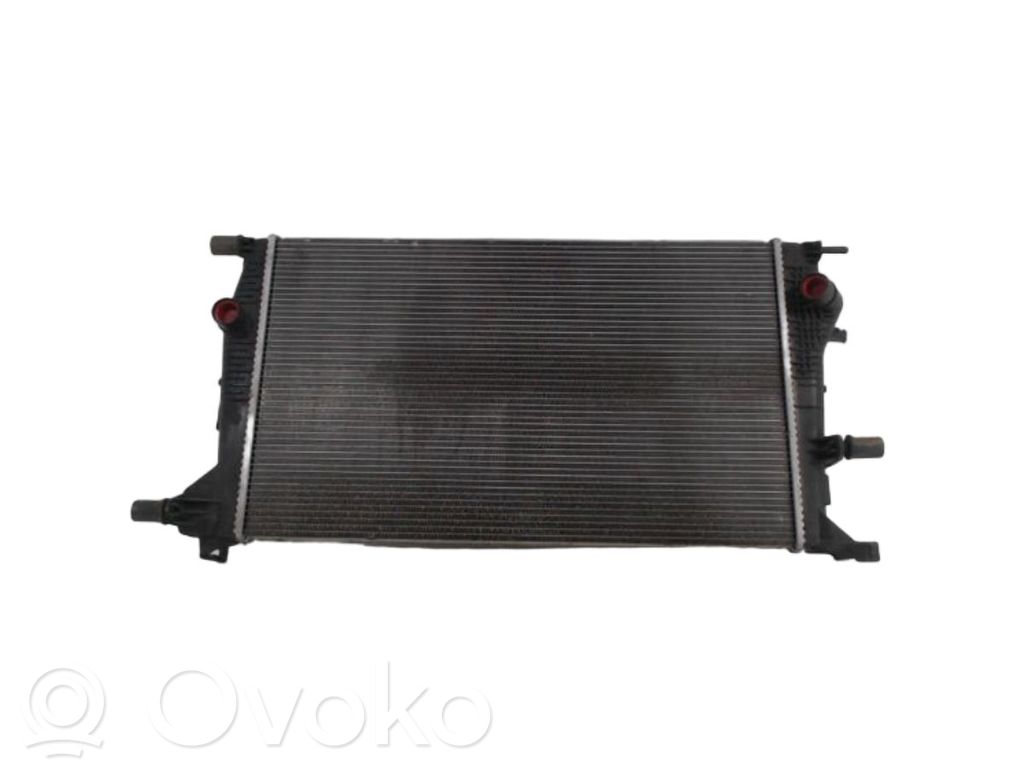 Renault Megane III Radiator lichid răcire