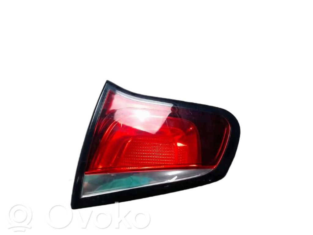 Citroen C3 Lampă spate în capacul portbagajului 