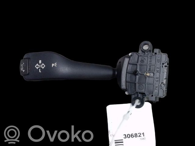 Commodo de clignotant   61313420275,01104010,363668M,61313420275