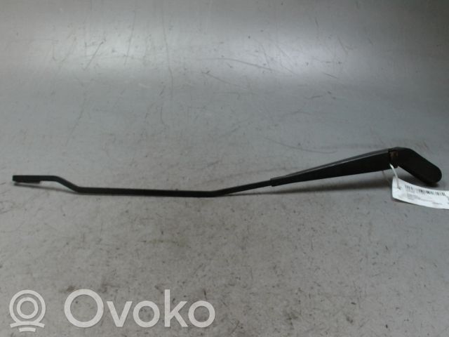 Jaguar X-Type Front wiper blade arm 