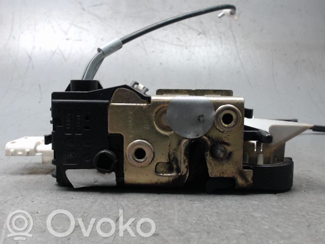 Citroen C4 I Etuoven lukko